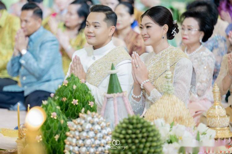 柬埔寨富商千金出嫁,洪森亲王洪玛耐首相祝贺