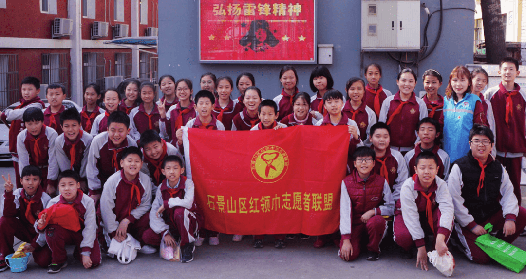 建设优良校风,教风,学风,运用校训,校史,校歌,校徽等校园文化符号